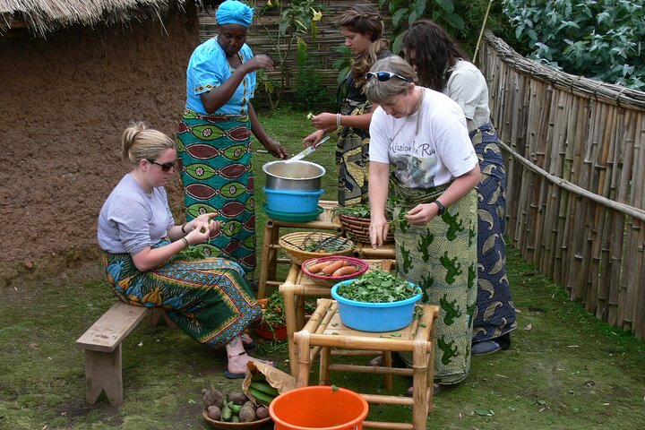 1 Day Lake Kivu Adventure and Culture tour, 1 day lake kivu adventure, 1 day lake adventure rwanda, 1 day lake kivu rwanda culture, 1 day lake adventure and culture, 1 day cultural tour, 1 day rwanda culture, 1 day adventure rwanda, 1 day tour to rwanda, 1 day rwanda tour package, 1 day rwanda itinerary